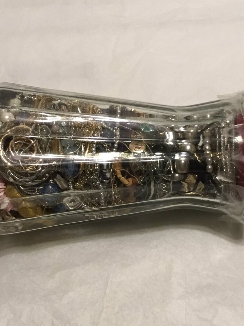Large, heavy vase filled with good wearable jewelry - Picture 6 of 12